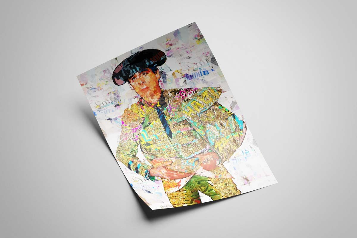 Póster vertical de Juan Ortega con montera y traje de luces multicolor sobre un fondo claro de collage taurino.